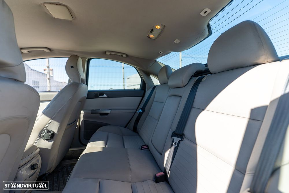 Volvo S40 1.6 D Nível 2 - 14