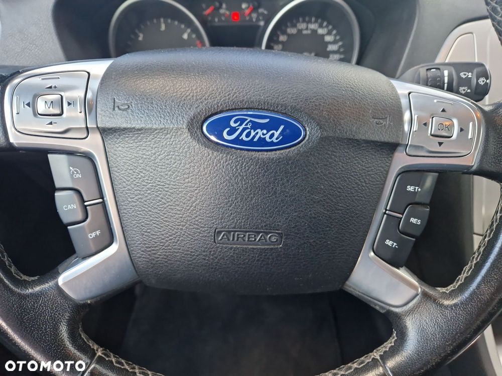 Ford Mondeo 1.8 TDCi Ambiente - 21