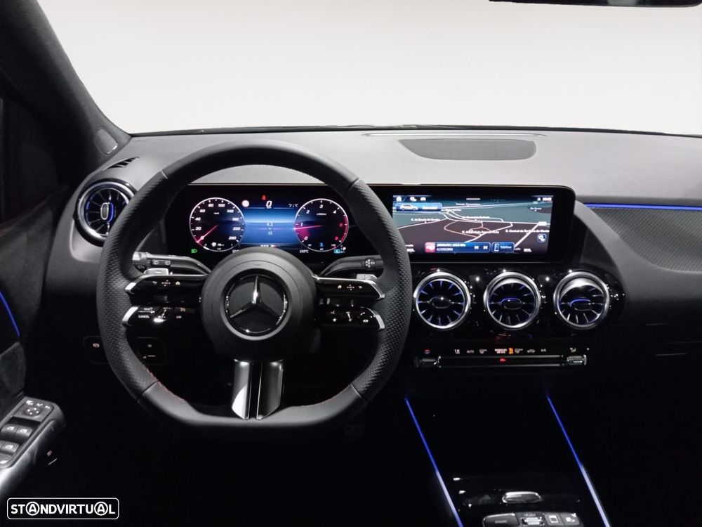 Mercedes-Benz B 180 d - 11