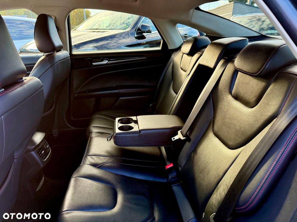 Ford Mondeo - 9