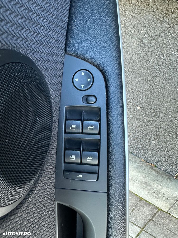 BMW Seria 3 318d DPF Aut. - 21