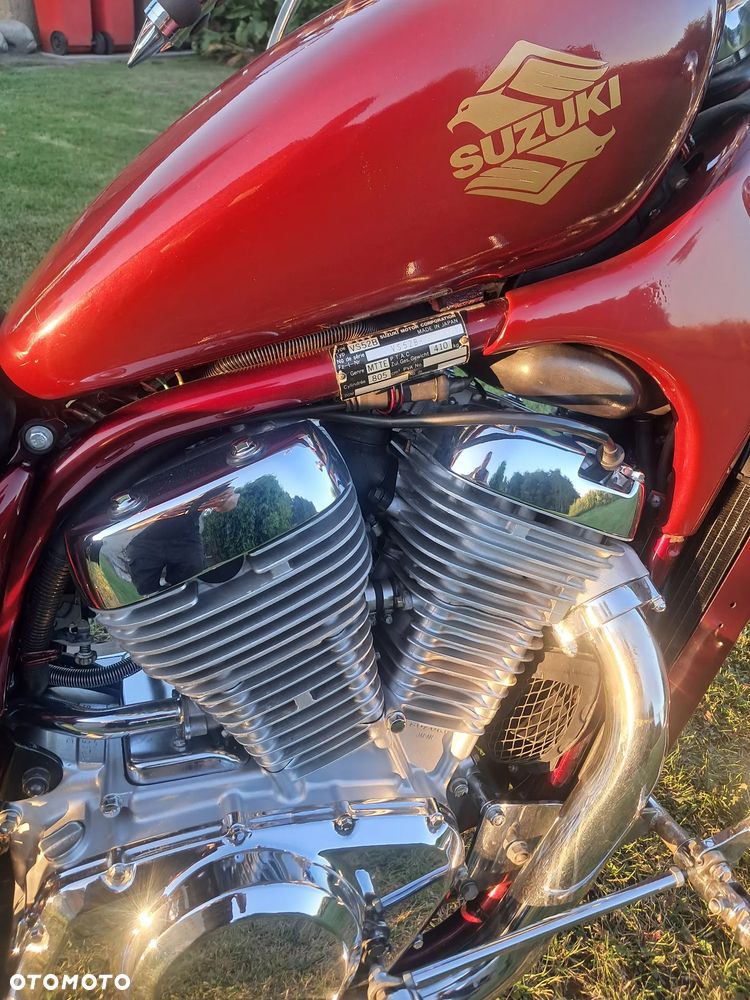 Suzuki Intruder - 18