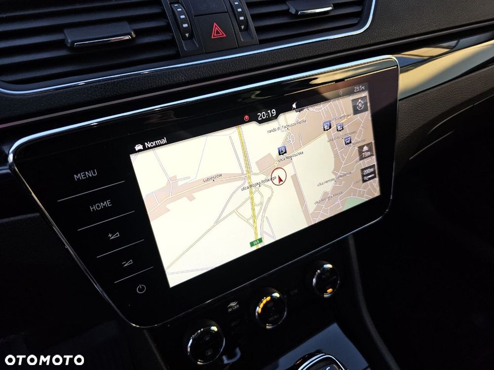 Skoda Superb 2.0 TDI 4x4 L&K DSG - 23