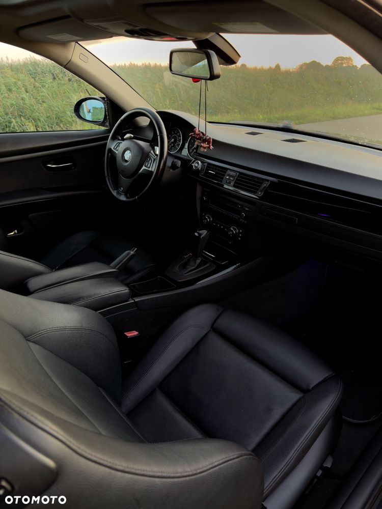 BMW Seria 3 335i - 9