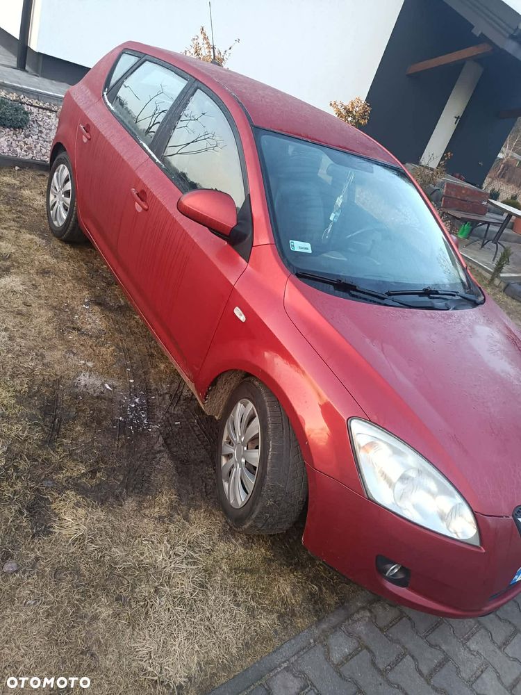 Kia Ceed 1.6 CRDi 90 ISG Vision - 5