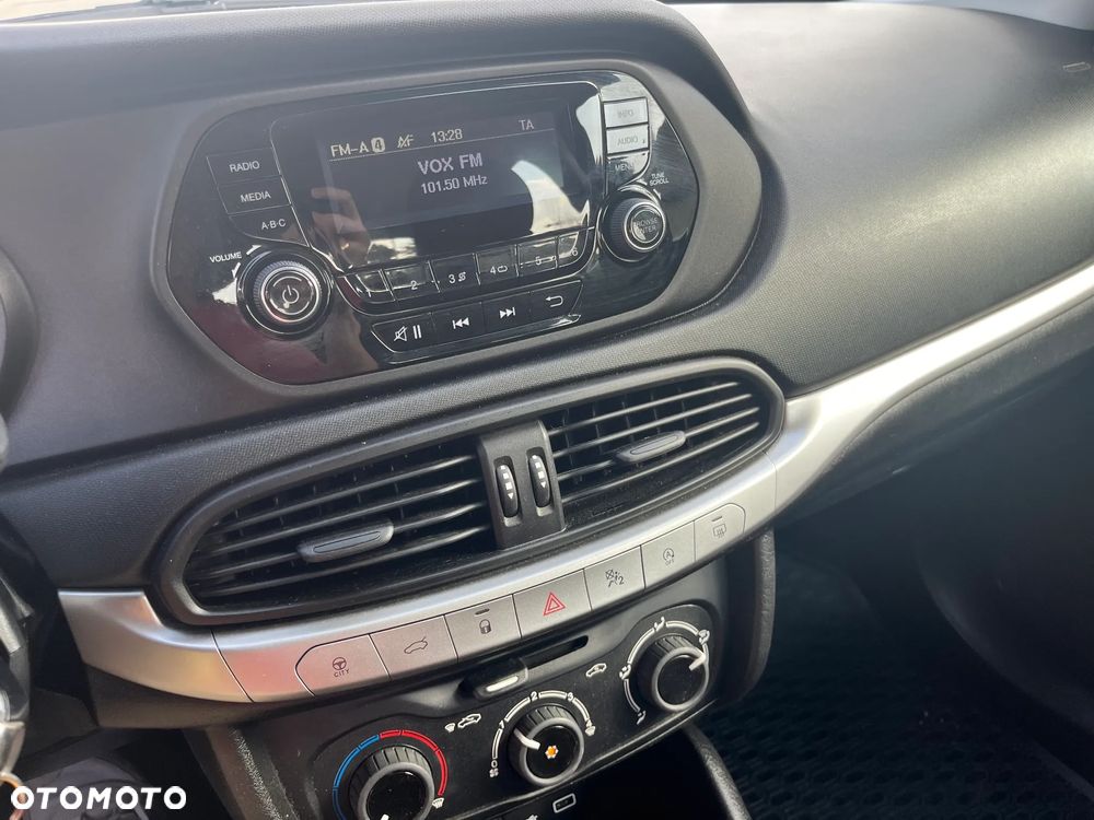 Fiat Tipo 1.4 16V Street - 19