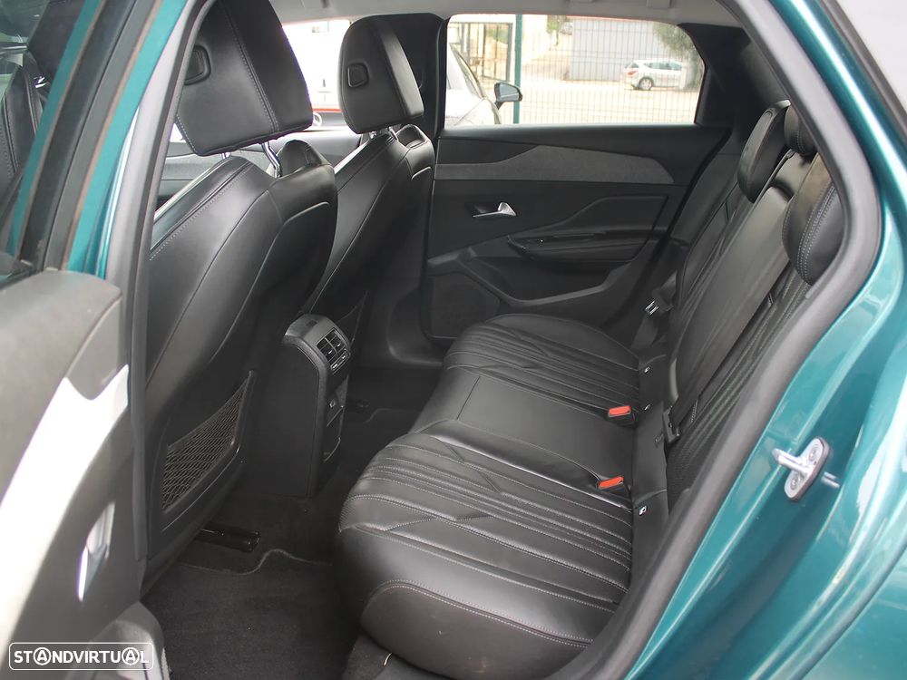 Peugeot 308 SW 1.6 Hybrid Allure Pack e-EAT8 - 15