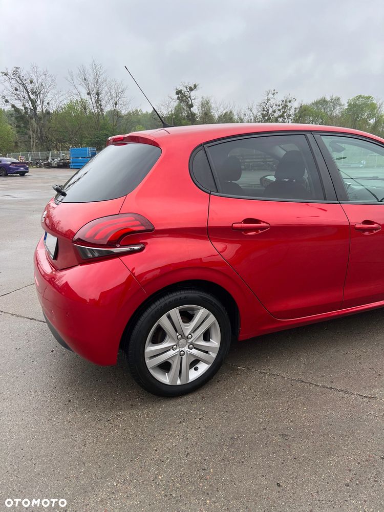 Peugeot 208 - 7