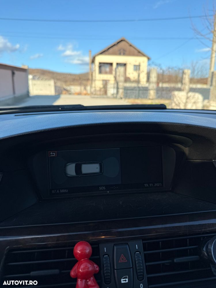BMW Seria 5 530d Aut. - 18