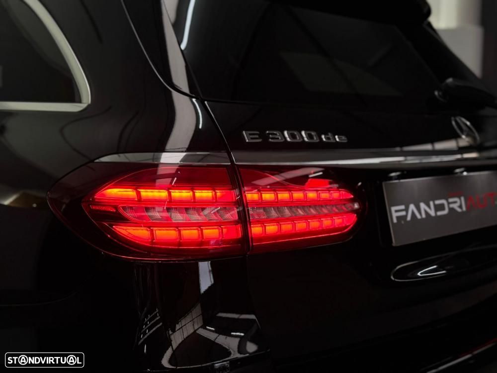 Mercedes-Benz E 300 de AMG Line - 18