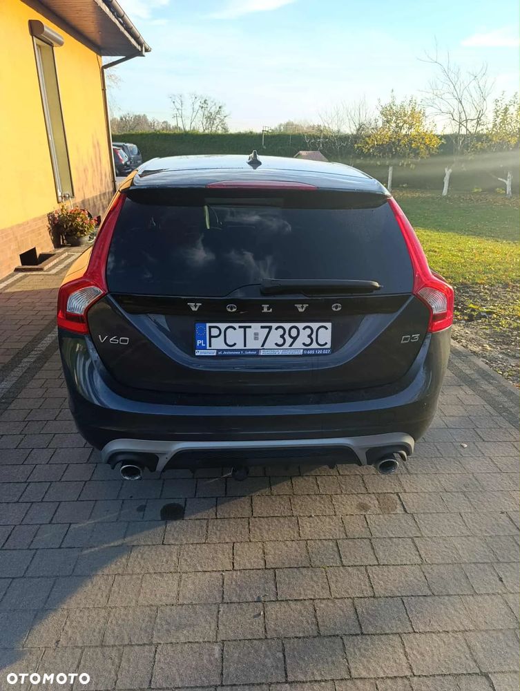Volvo V60 D3 R-Design Momentum - 7