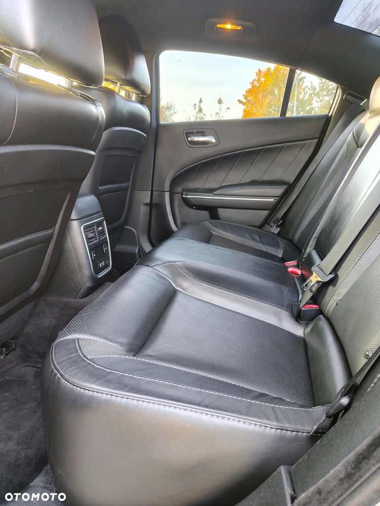 Dodge Charger 3.6 GT - 18