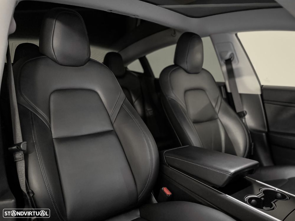 Tesla Model 3 Standard Range Plus RWD - 5