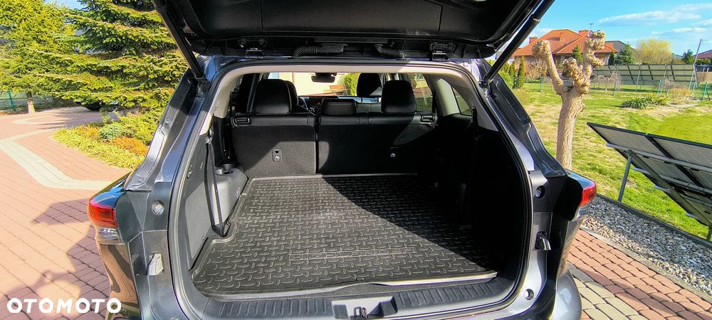 Toyota Highlander 2.5 Hybrid Prestige - 23