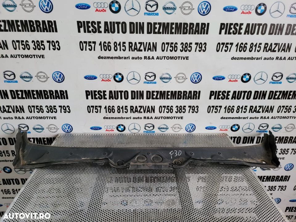 Grila Stergatoare BMW F30 F31 Volan Stanga Dezmembrez BMW F30 - 1