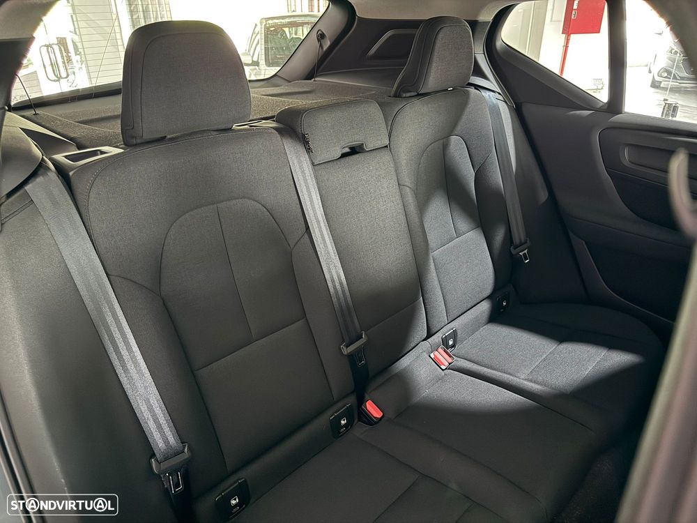 Volvo XC 40 1.5 T2 Momentum - 16