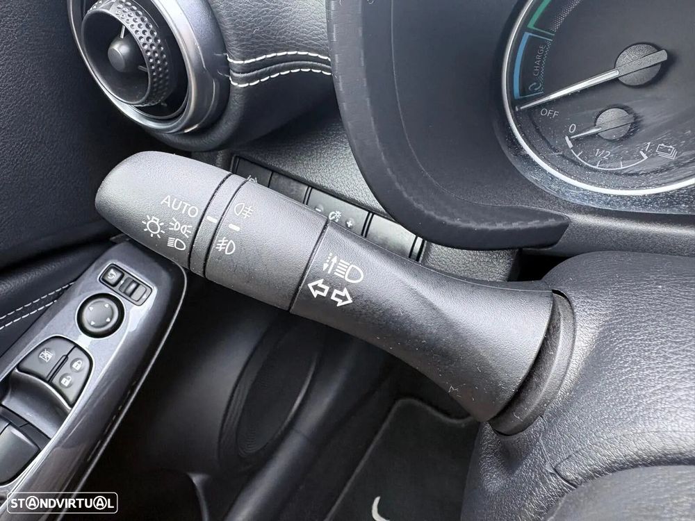 Nissan Juke 1.6 Hybrid N-Connecta - 39