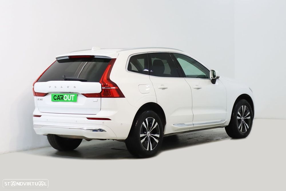 Volvo XC 60 2.0 T6 PHEV Inscription Expression AWD - 2