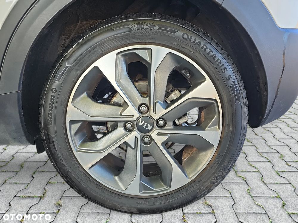 Kia Stonic 1.4 L - 14