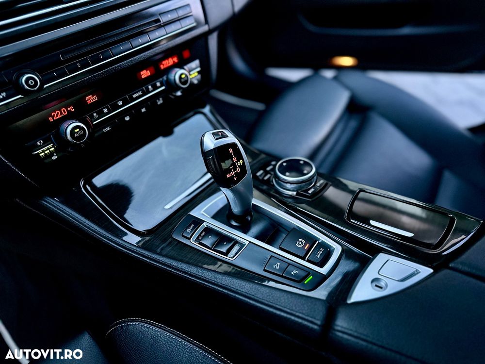 BMW Seria 5 520d xDrive Aut. Luxury Line - 24
