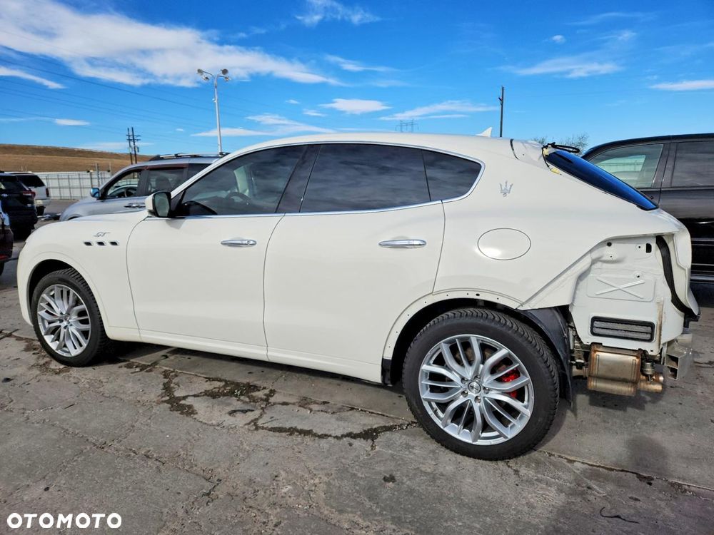 Maserati Levante S Q4 - 3