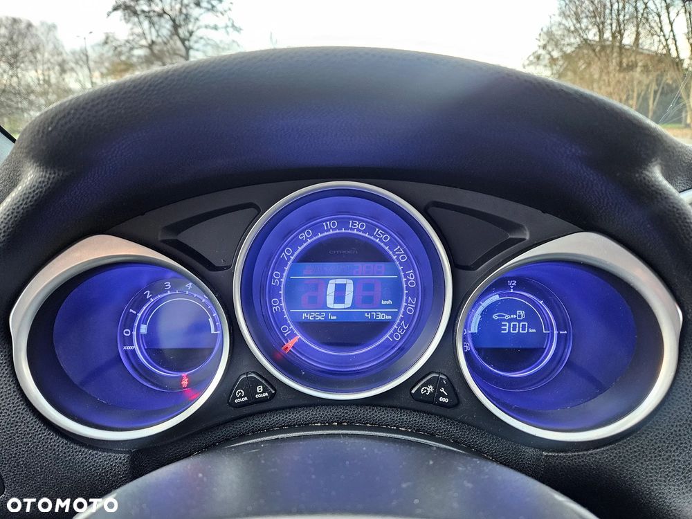 Citroën DS4 VTi 120 Urban Show - 20