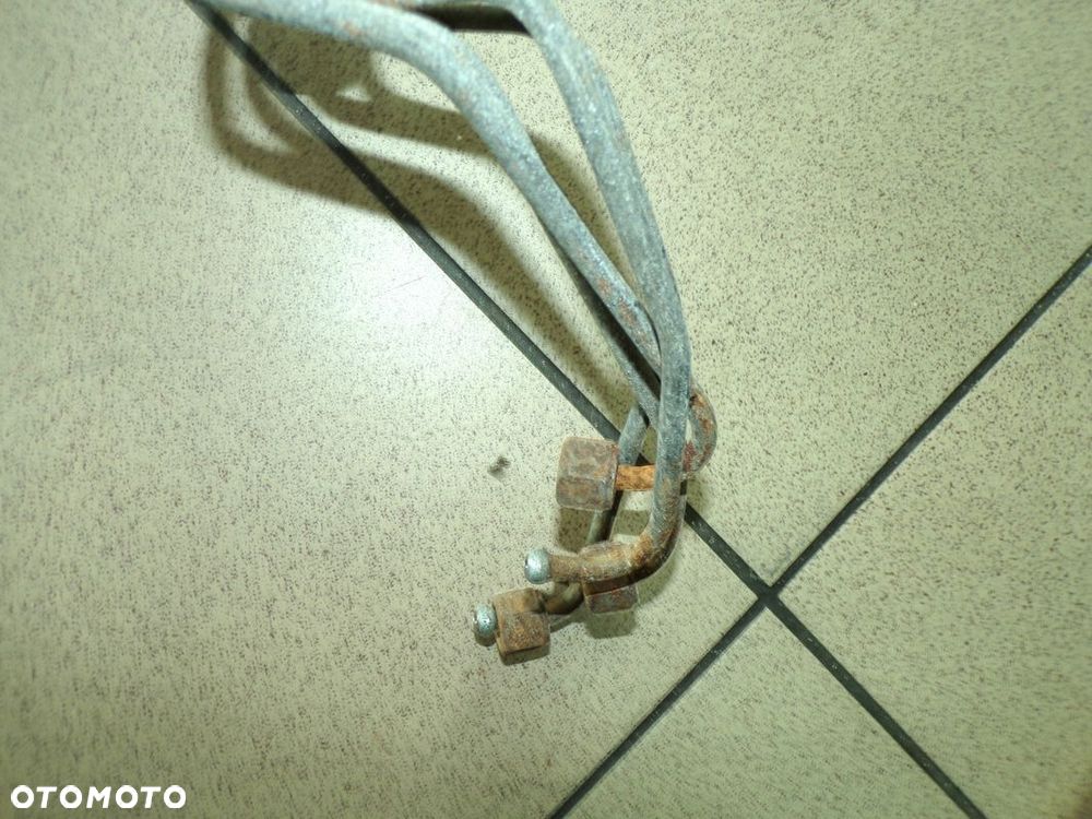 DUCATO 2.8D 98-01r Przewody paliwa wtryskowe POMPA-WTRYSKI - 2