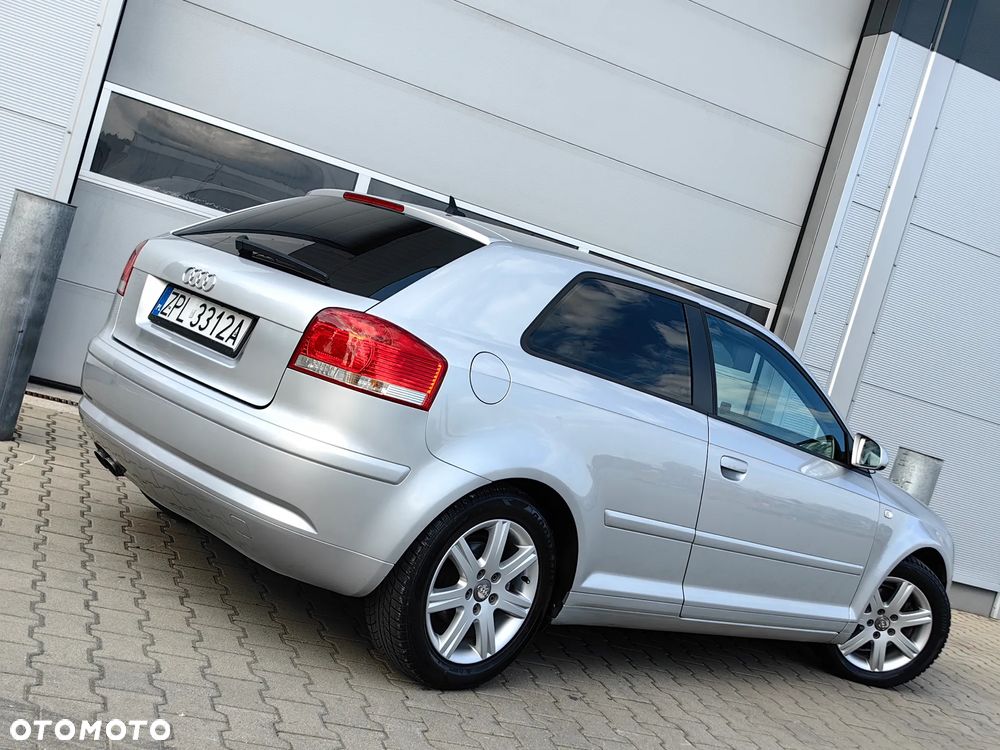 Audi A3 3-drzwiowe 2.0 TDI Ambiente - 5