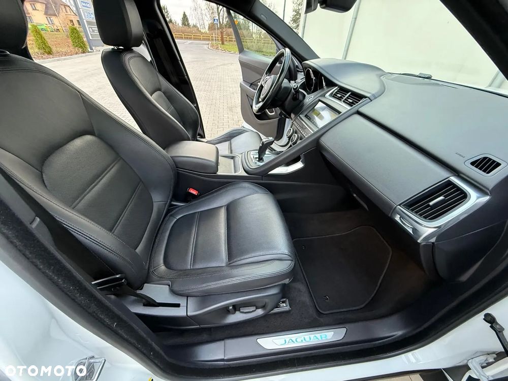 Jaguar E-Pace D180 AWD S - 18