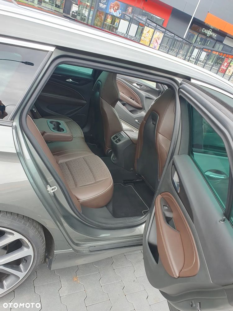 Opel Insignia Sports Tourer 2.0 BiTurbo Diesel 4x4 GSI - 25