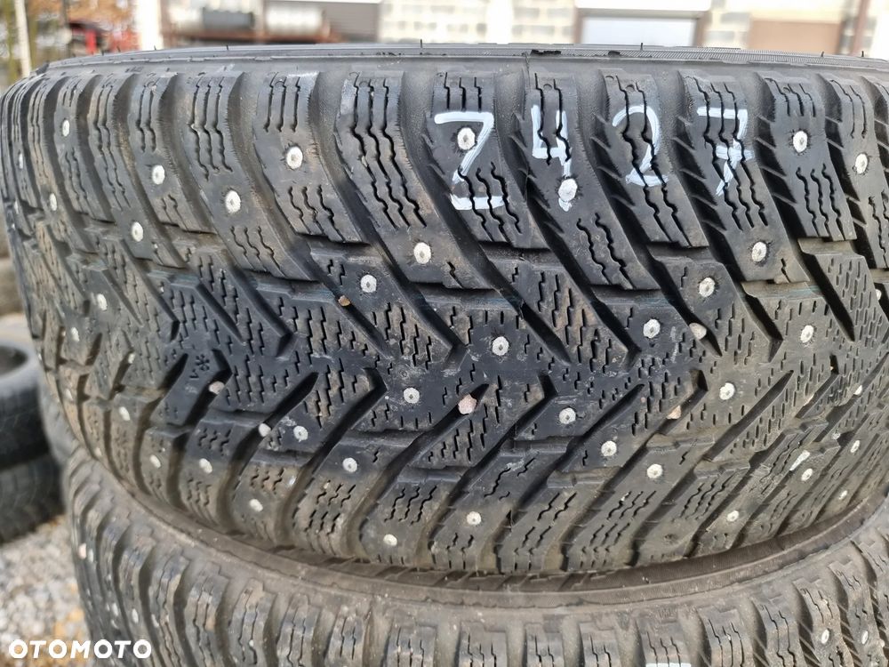 Opony zimowe NOKIAN 215/55R17 98T HAKKAPELITTA 8 (4szt.) (2x6,0 2x7,0) (DOT: 4x3120) Z427 - 2