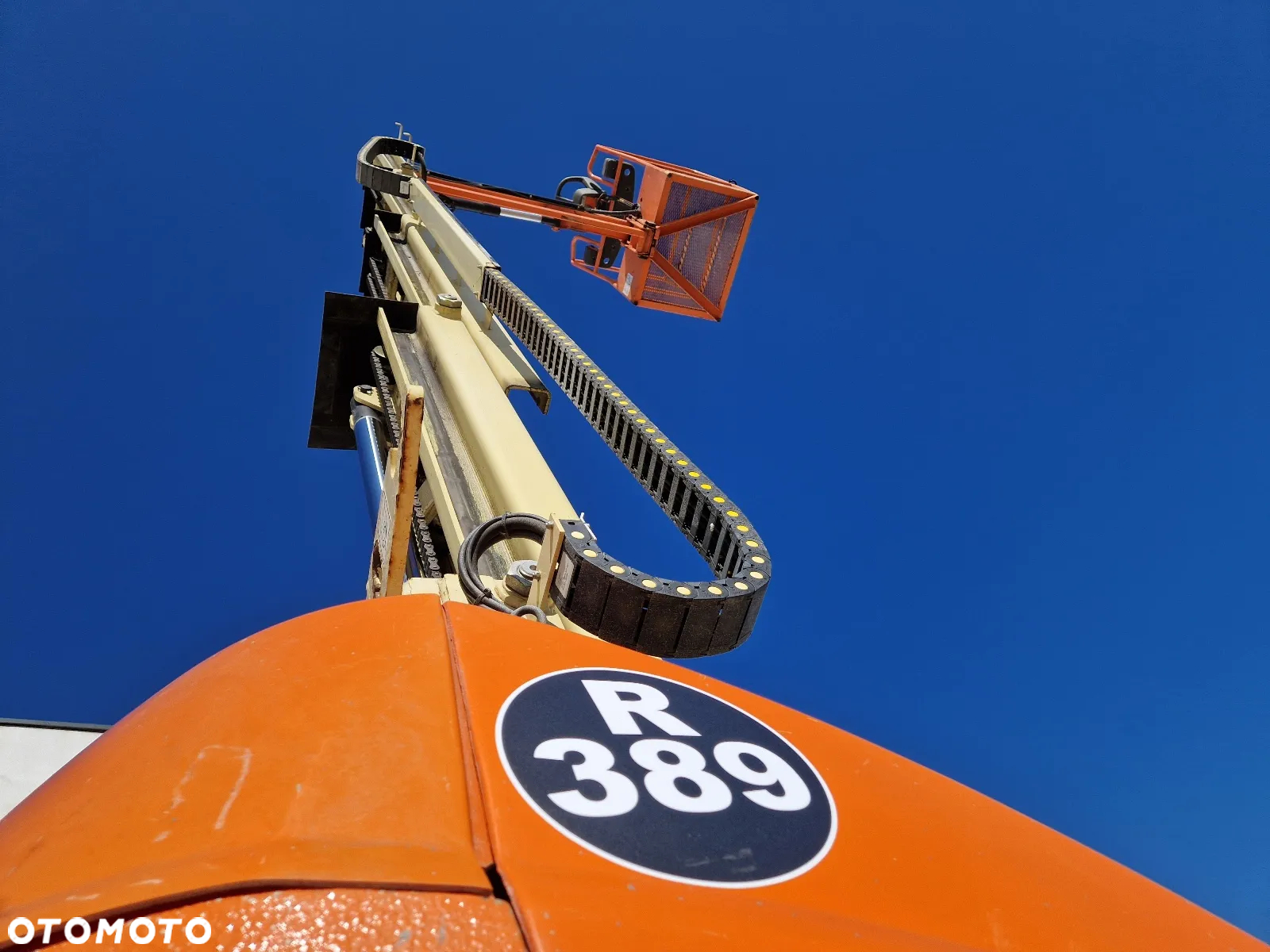 JLG Toucan 10E  R389 - 17