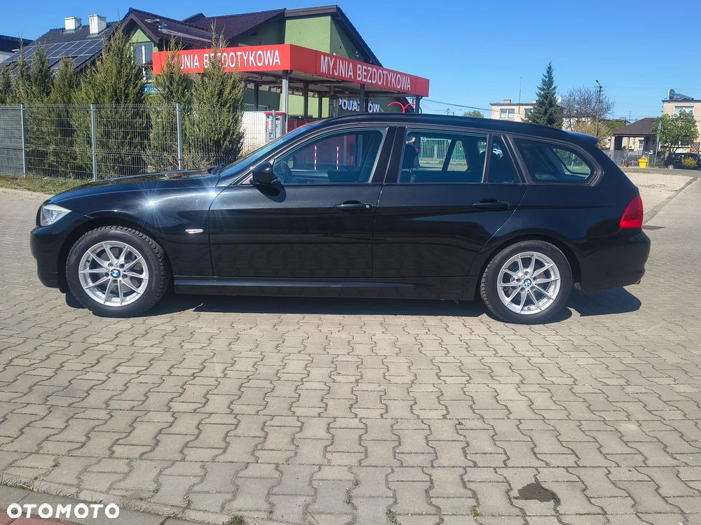 BMW Seria 3 318d DPF Edition Lifestyle - 3