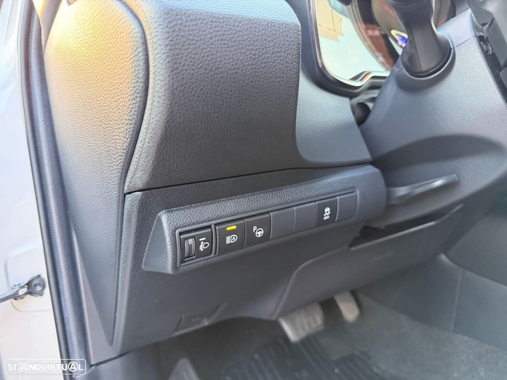 Toyota Corolla 2.0 Hybrid Exclusive - 32