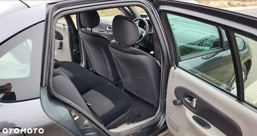 Renault Thalia 1.2 16V All Inclusive - 10