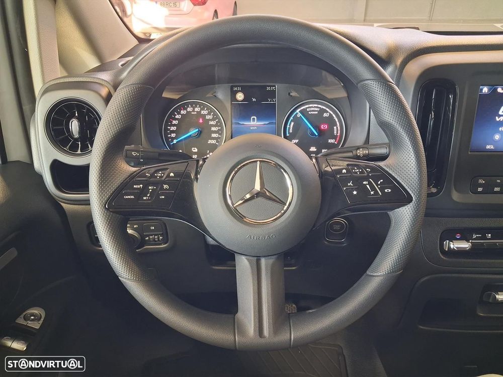 Mercedes-Benz eVito Furgão Standard - 18