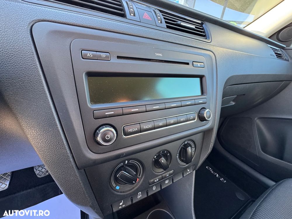 Skoda RAPID 1.2 TSI Ambition - 24