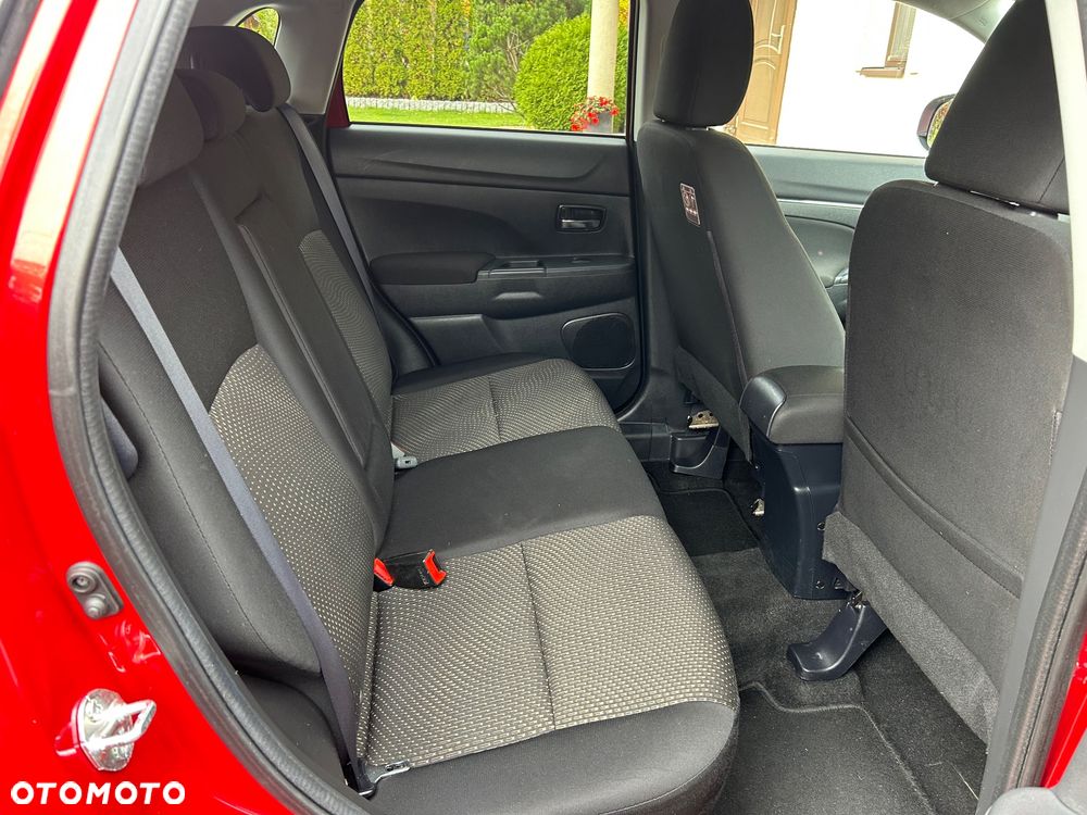 Mitsubishi ASX 1.6 DI-D 4WD Top - 33