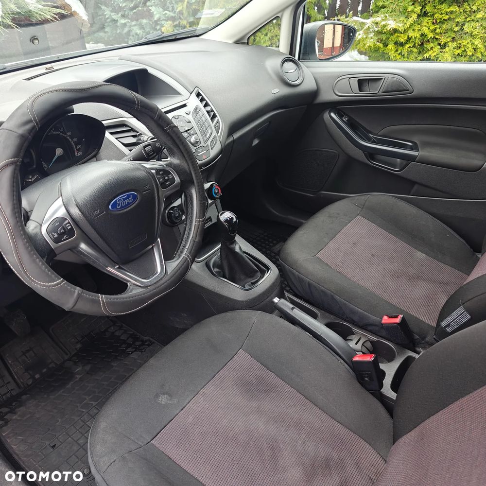 Ford Fiesta - 7