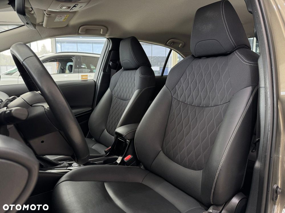Toyota Corolla 1.8 Hybrid Executive - 10