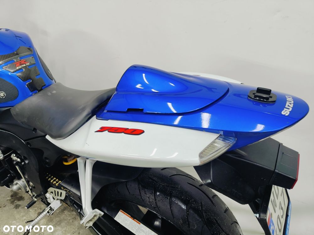 Suzuki GSX-R - 23