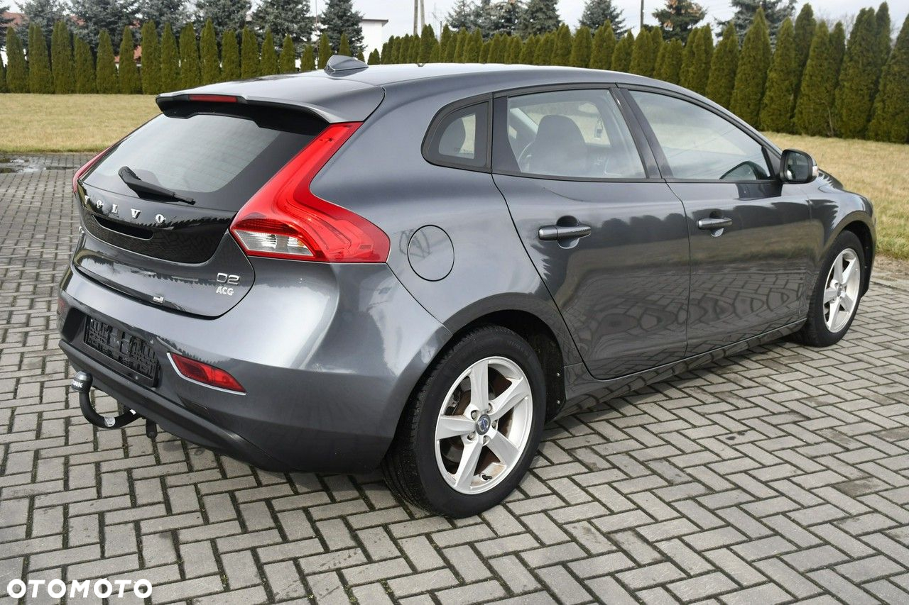 Volvo V40 - 10