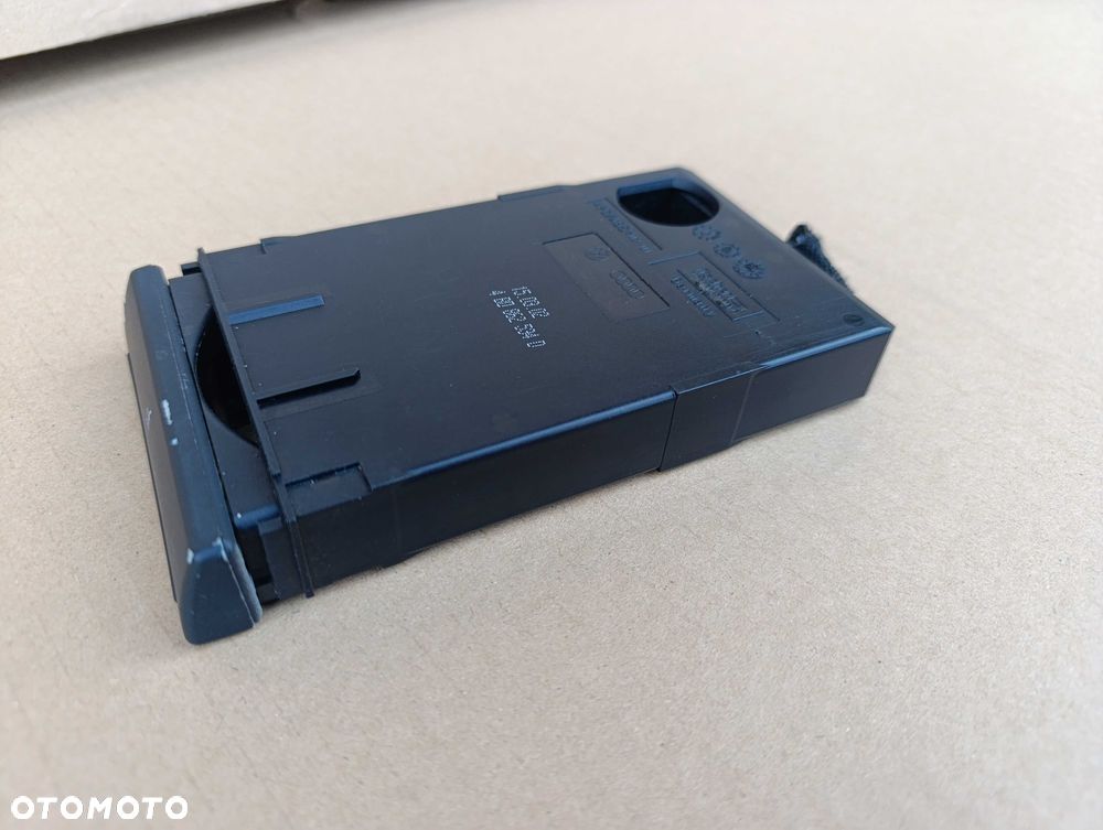 Audi A6 C5 Cupholder cup holder uchwyt na kubki podstawka na kubek - 2