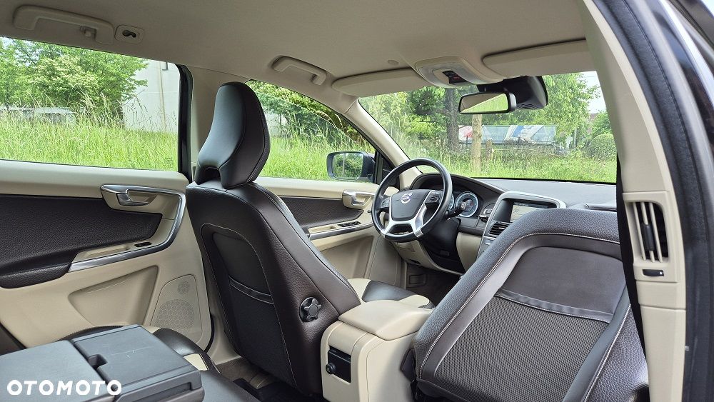 Volvo XC 60 D3 R-Design - 10