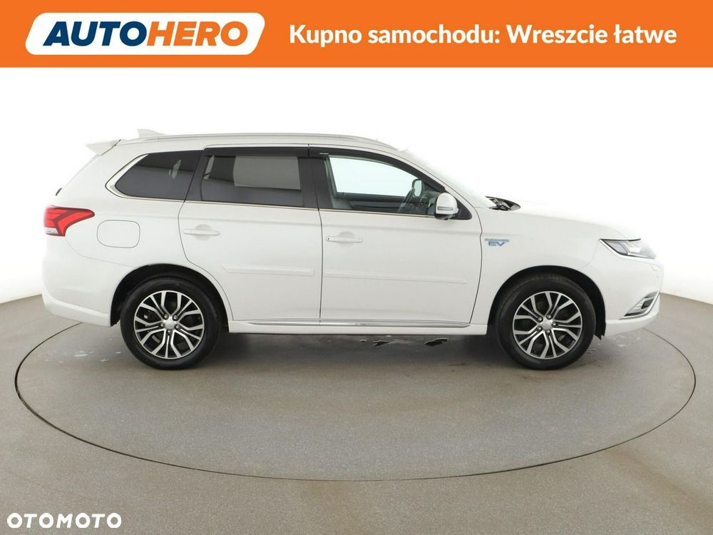 Mitsubishi Outlander 2.4 4WD Top - 10