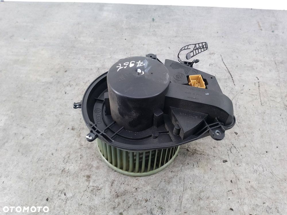 WENTYLATOR NAWIEWU, DMUCHAWA VW PASSAT B5 FL 740221233F - 1
