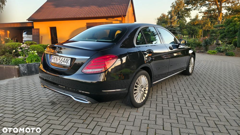 Mercedes-Benz Klasa C 200 7G-TRONIC Exclusive - 7