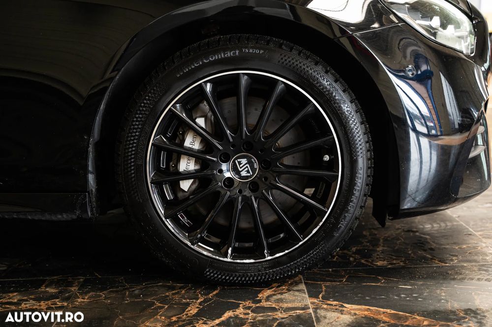 Mercedes-Benz E 300 9G-TRONIC AMG Line - 9