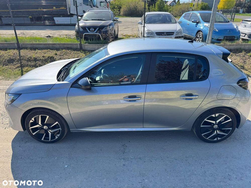 Peugeot 208 - 27