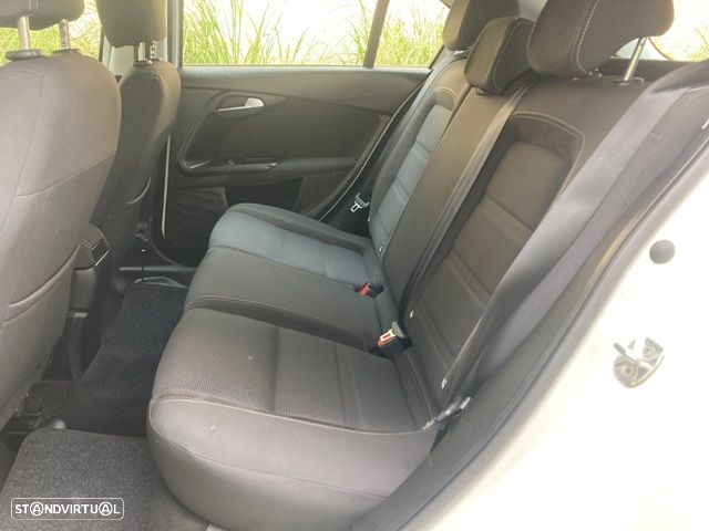 Fiat Tipo 1.3 M-Jet Easy - 28